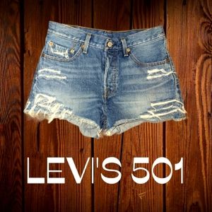 Levi's 501 distressed shorts